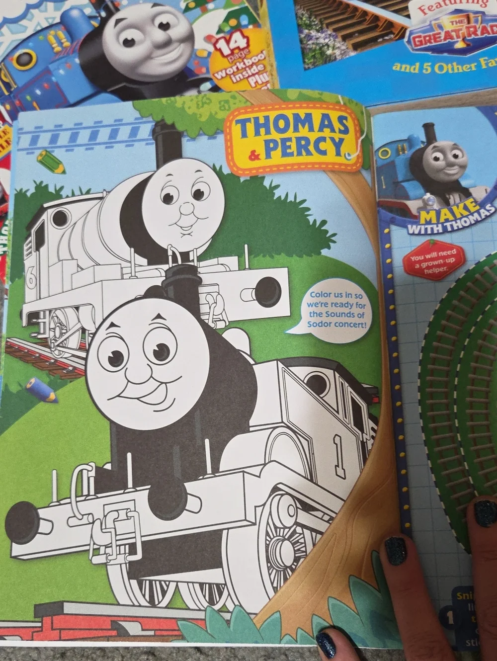 Thomas & Friends Blue and Green Activity & Handwriting Book Set